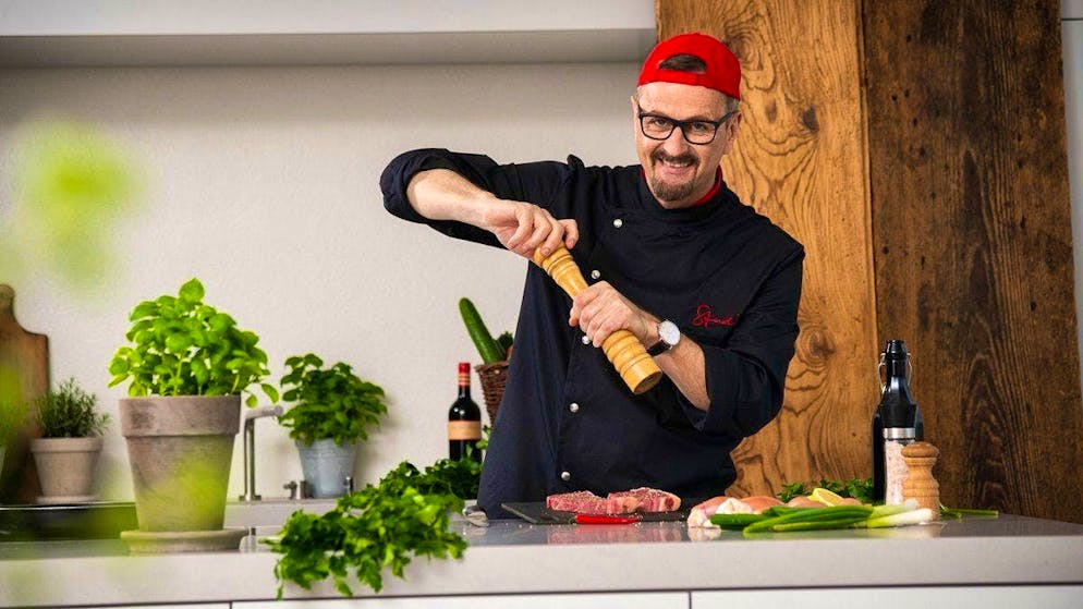 "That's why it was always clear to me: no matter how successful I am as a TV chef, humility and gratitude are the most important character traits." Andreas C. Studer.