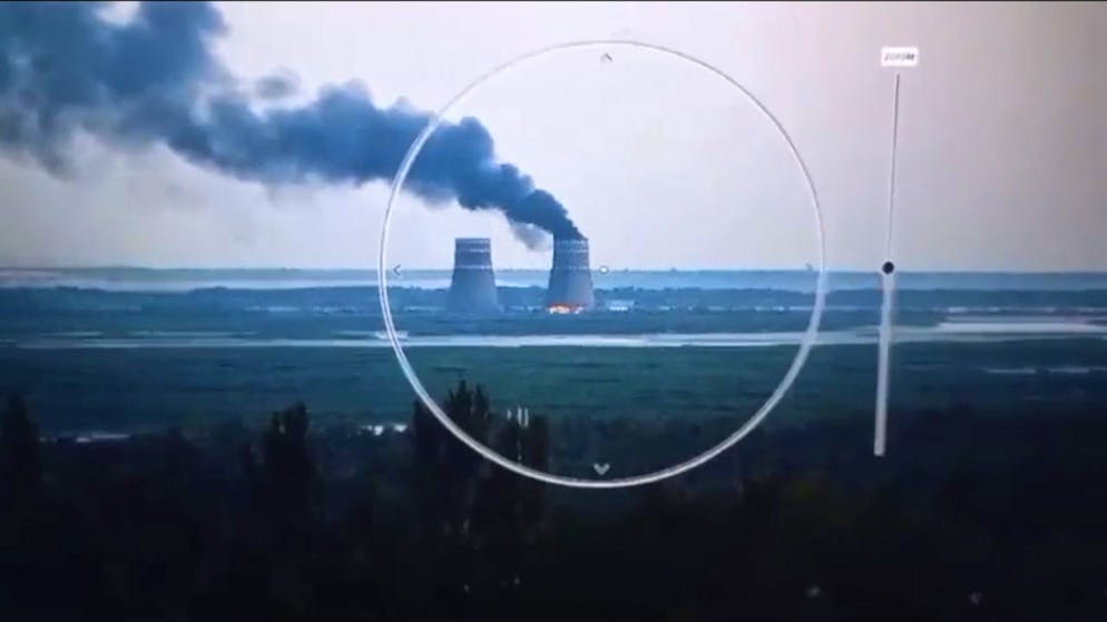 L'incendie, filmé par une caméra de surveillance ukrainienne, s'était déclaré sur la tour de refroidissement de la centrale nucléaire de Zaporijjia.