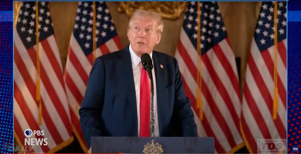 Donald Trump bei einer Pressekonferenz in Palm Beach, Florida: «Niemand hat zu grösseren Mengen gesprochen als ich.»