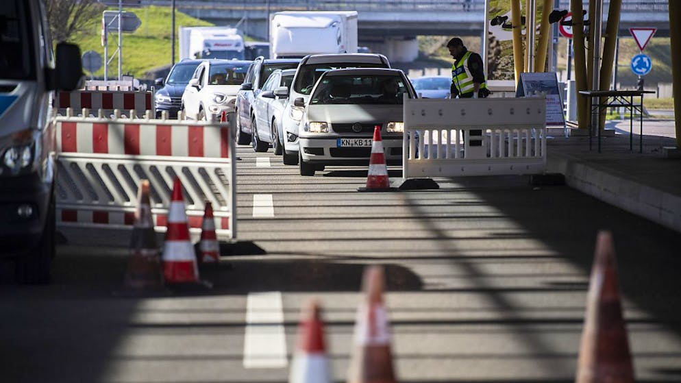 Die beiden Männer fielen am Grenzübergang Thayngen auf. (Archivbild)