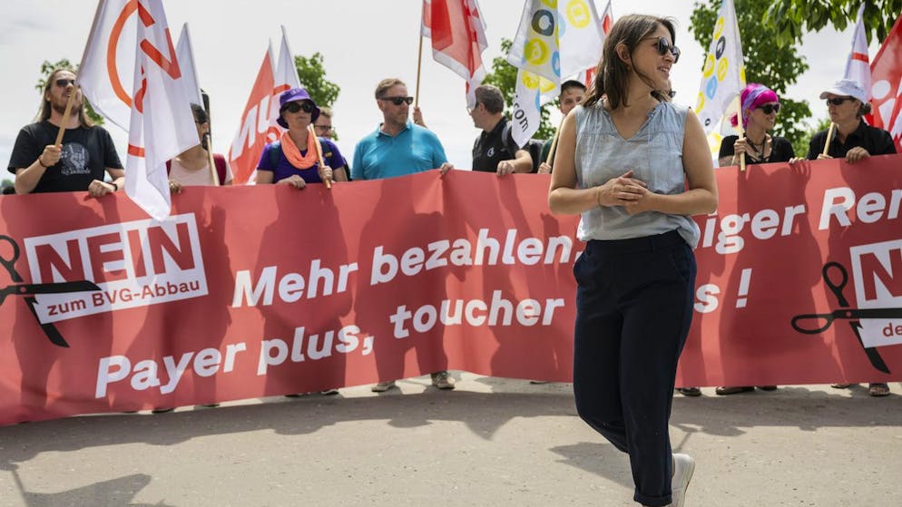 Vote on September 22. SRG poll shows a relative yes for BVG reform - other poll predicts no