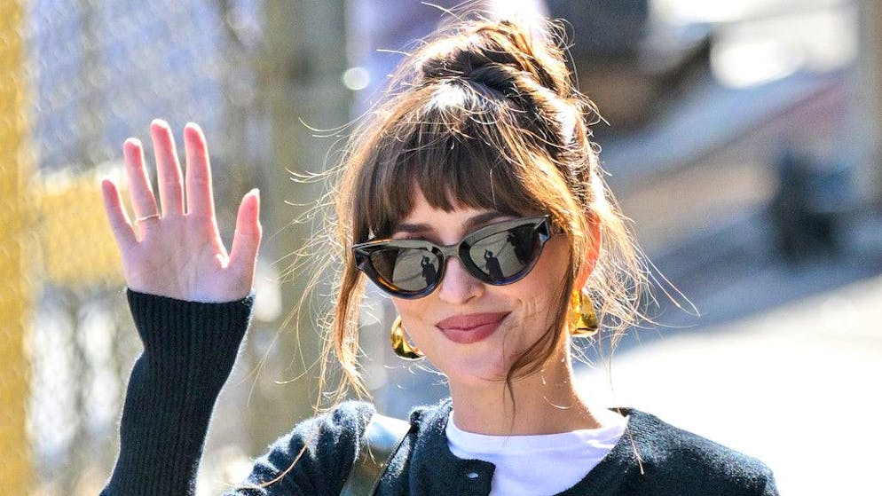 Coppie. Chris Martin e Dakota Johnson smentiscono le voci di rottura: «Felicemente insieme»