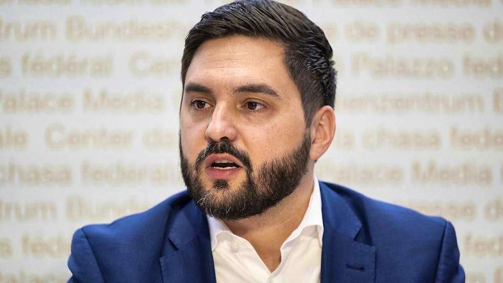 "Additional army billions are not justifiable," says SP Co-President Cédric Wermuth.