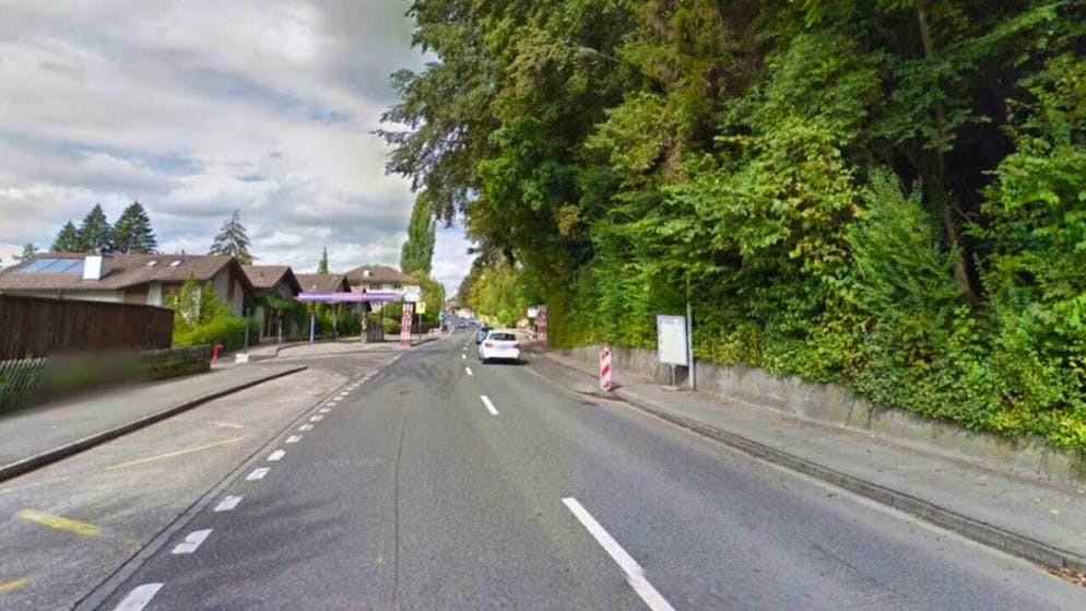 The situation for cyclists on the right bank of Lake Thun is to be improved with a cycle lane from Oberhofen towards Thun.