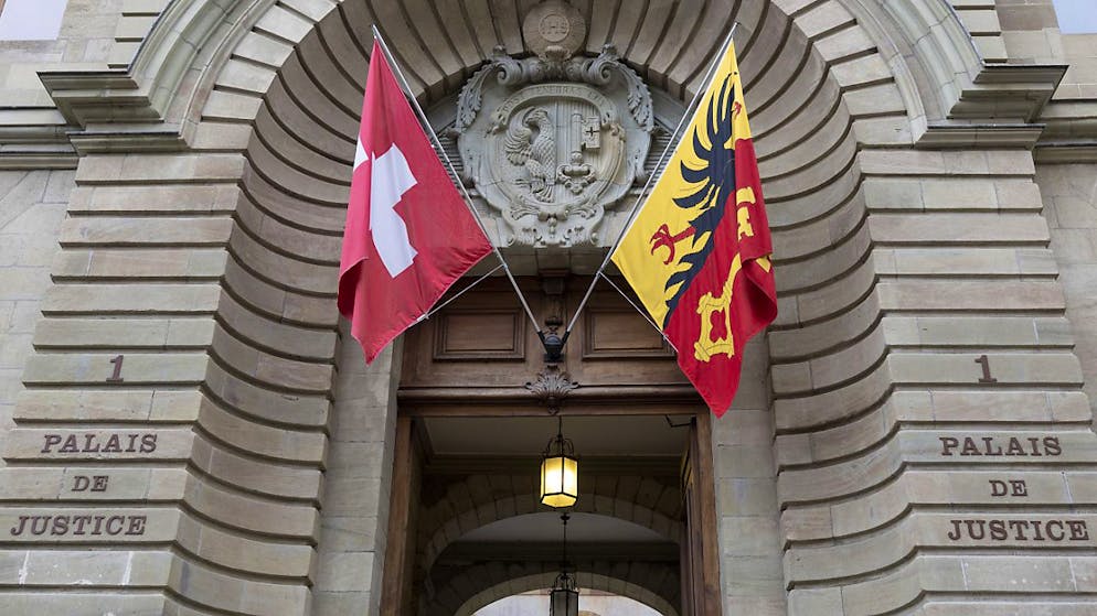 Possible attack. Man injured by exploding garbage bag in Geneva