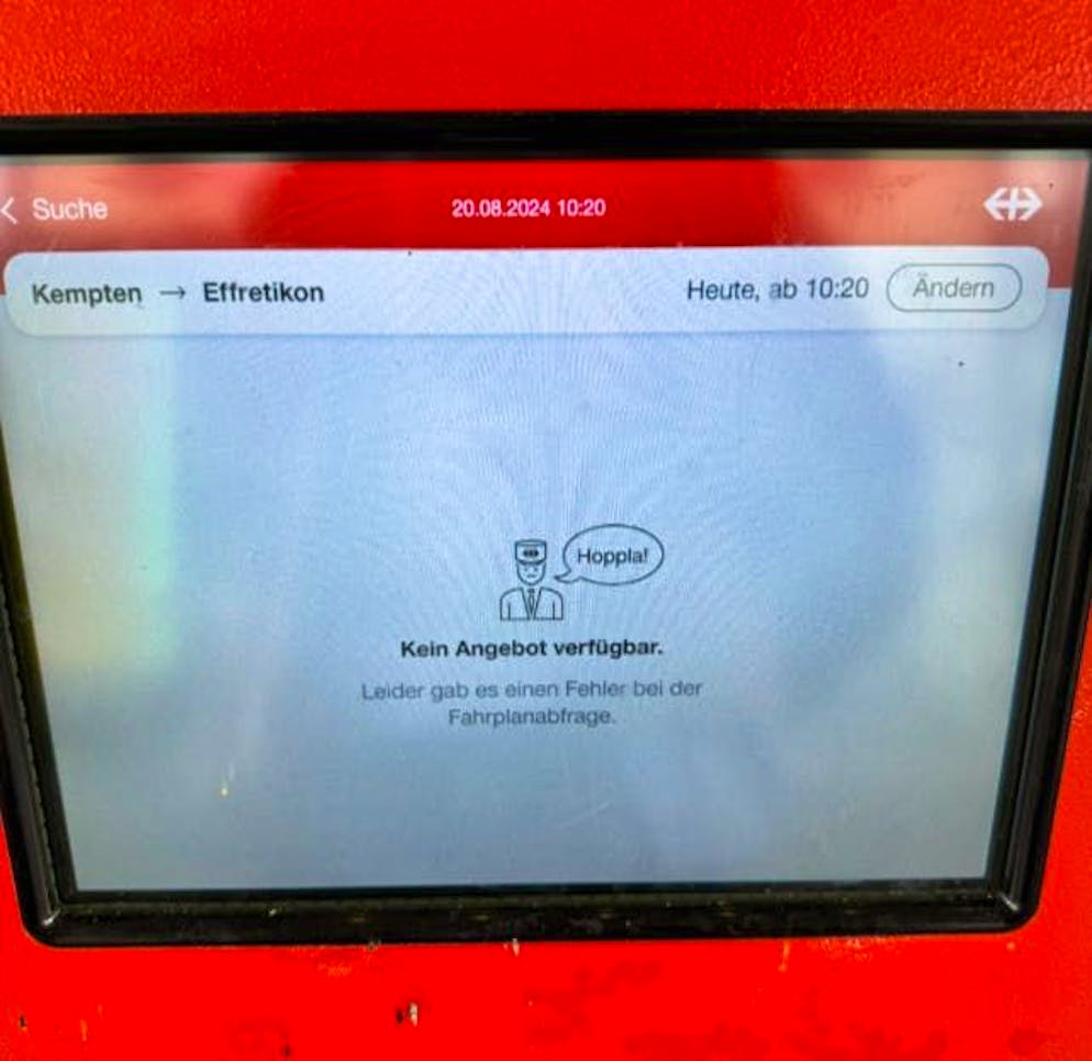 It is currently not possible to buy tickets at the ticket machines.