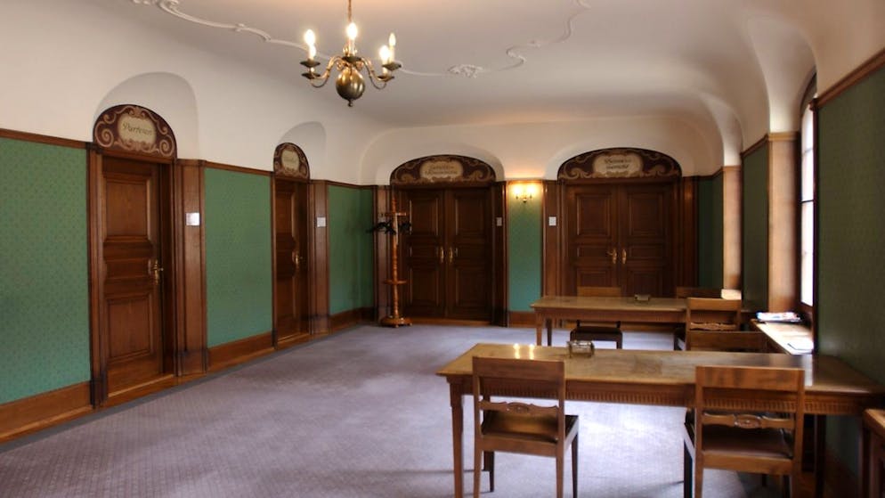 Ein Arzt musste sich am Mittwochvormittag vor dem Kreisgericht St. Gallen gegen den Vorwurf verteidigen, 409 falsche Covid-19-Genesenenzertifikate ausgestellt zu haben. (Archivbild)