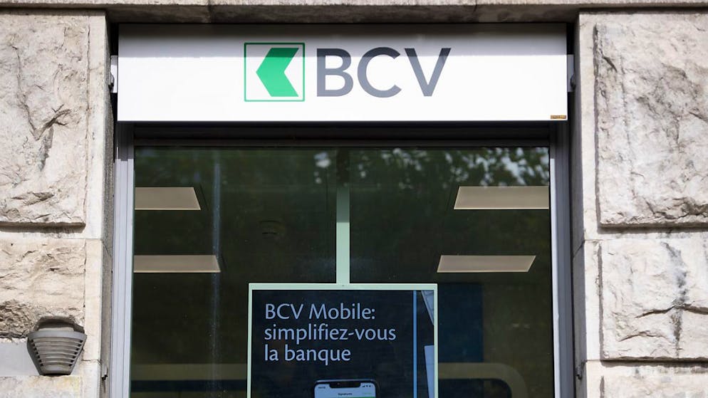 Obwohl der Gewinn der Waadtländer Kantonalbank im ersten Halbjahr etwas zurückging, ist es das zweitbeste Halbjahresergebnis der Bank. (Symbolbild)