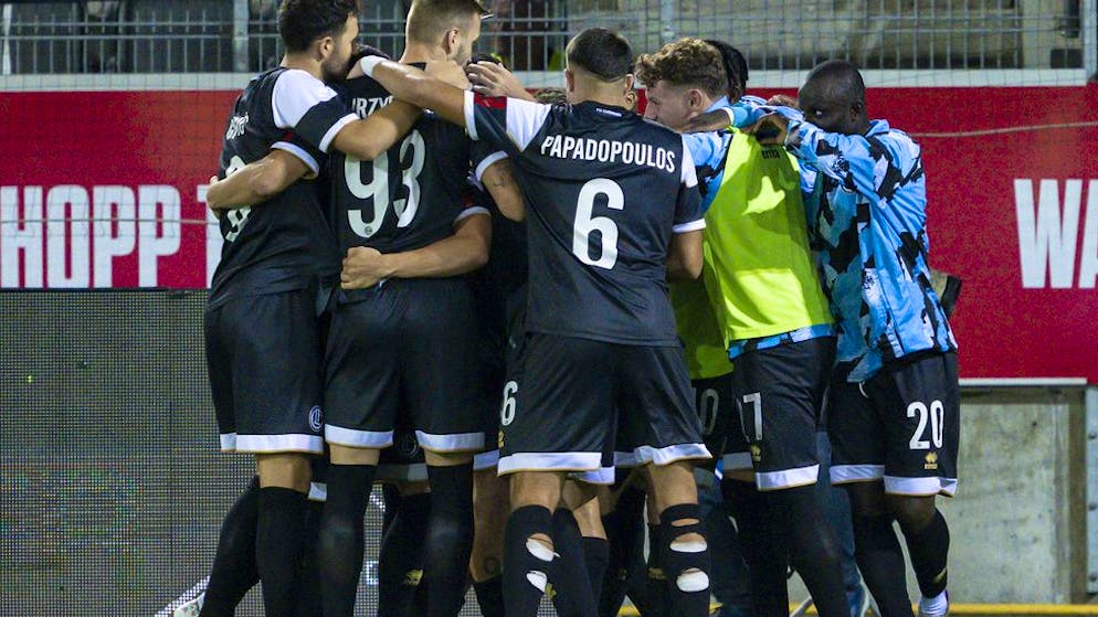 Lugano jubelt über den 3:3-Ausgleich gegen Fenerbahce.