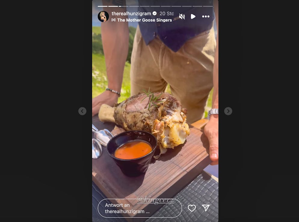 Michelle Hunziker schickt herzige Grüsse aus den Ferien. ... wie gut sie in den Ferien gegessen haben ..