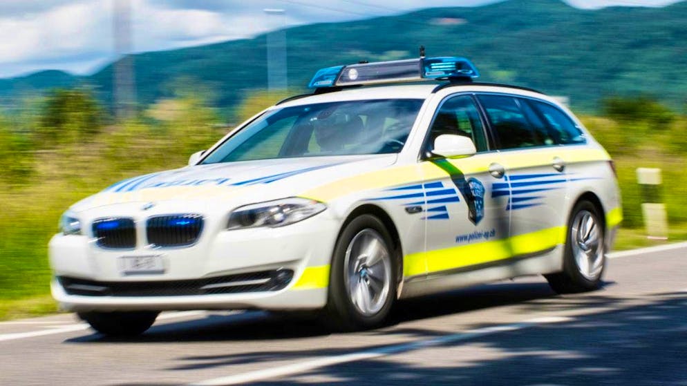 A man in Aargau first faked an accident - and then changed his tactics when the police arrived. (symbolic image)