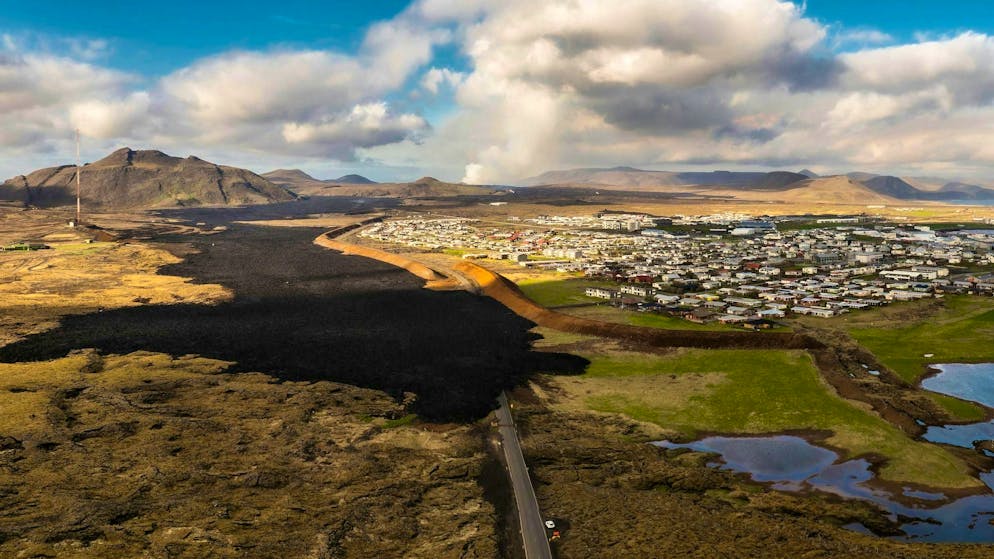 Bubbling lava fountains: New volcanic eruption in Iceland - Gallery. In the fishing village of Grindavík, the residents have to fear again this time. (archive picture)
