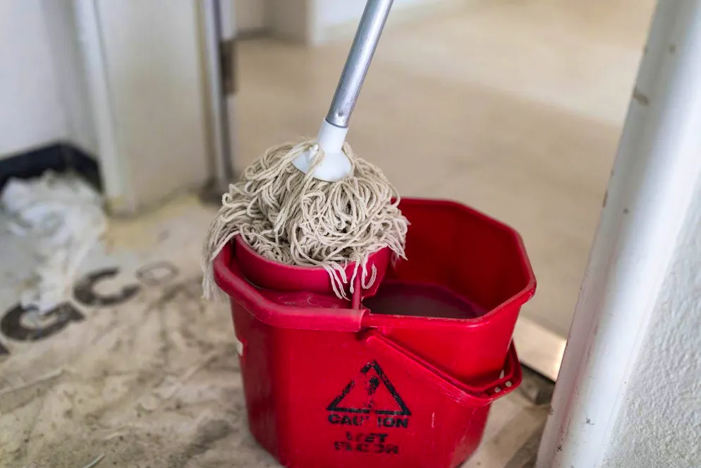 A company is said to be making unjustified additional charges for the final cleaning of an apartment.