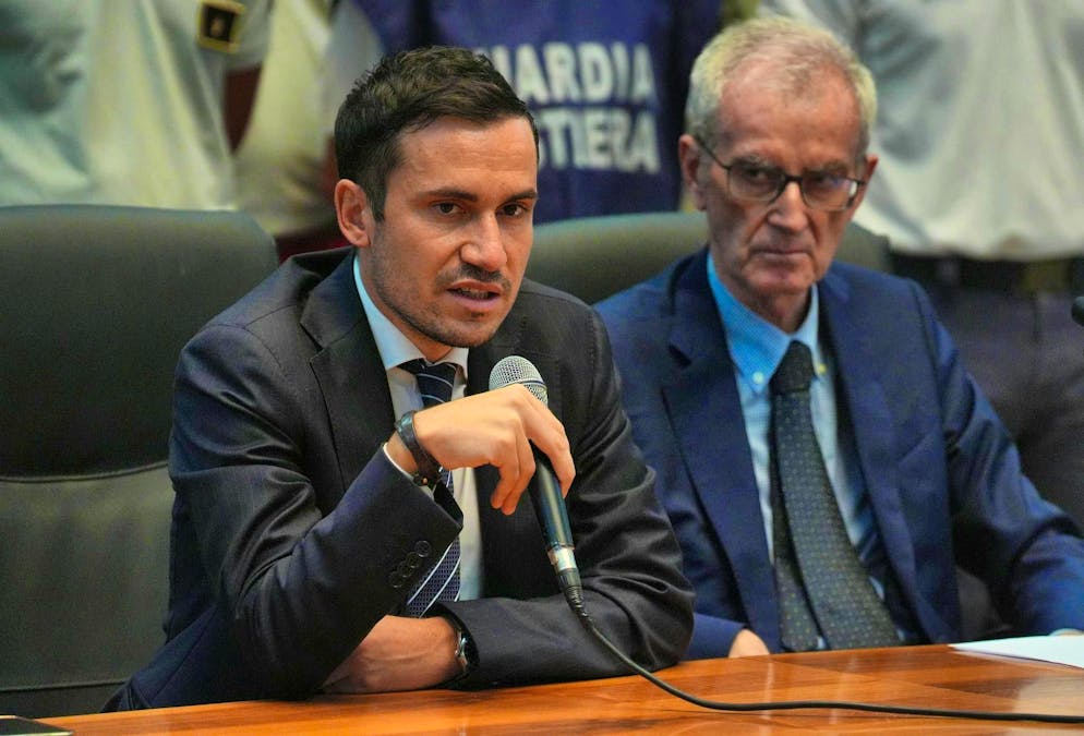 Public prosecutor investigates homicide after yacht sinking - Gallery. Public prosecutor Raffaele Cammarano said at a press conference in Palermo: "It was a sudden, abrupt event."