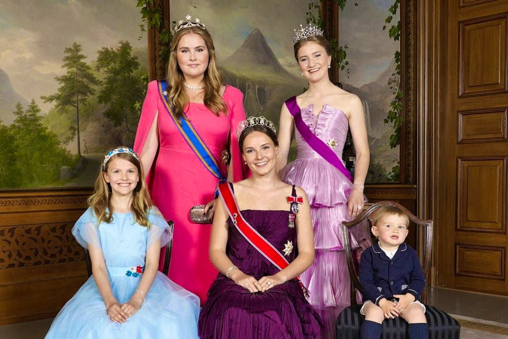 Future queens at a royal birthday party: Princess Ingrid Alexandra of Norway (center), Amalia of the Netherlands (back row, left) and Princess Elisabeth of Belgium (back row, right) in Oslo in June 2022. Norway's Crown Princess sits between Princess Estelle of Sweden (front row, left) and Prince Charles of Luxembourg (front row, right) in the photo.