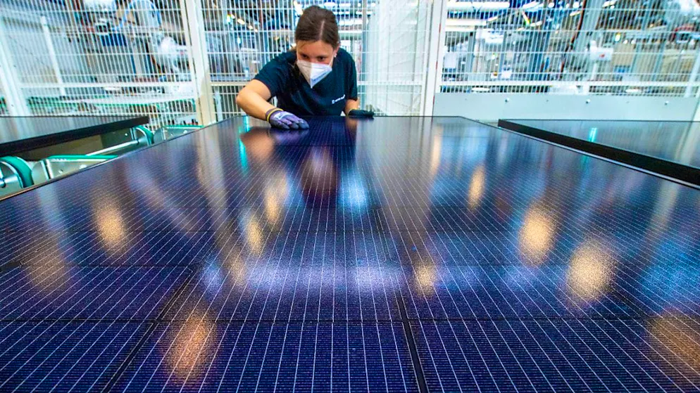 The solar cell manufacturer Meyer Burger is changing its strategy again. (archive picture)