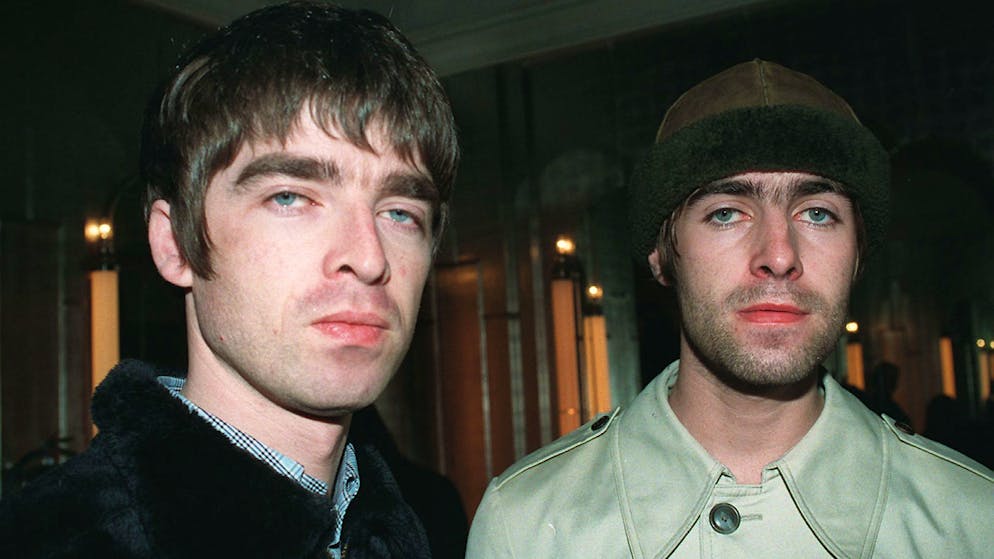 Gallagher-Brüder versöhnen sich. Oasis geben Comeback und Tour bekannt