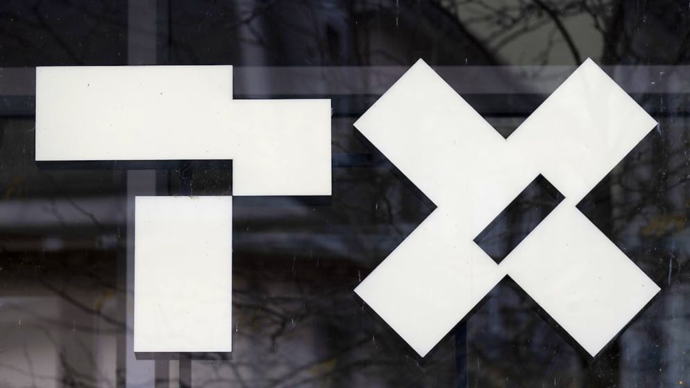 I fatti più importanti per la Svizzera e il Ticino nel 2024. Il 27 agosto TX Group rende noto che l'azienda mediatica zurighese Tamedia sopprime circa 200 posti nella tipografia e altri 90 nelle redazioni. La stampa sarà concentrata nel centro di Berna, mentre i siti di Bussigny e Zurigo saranno chiusi rispettivamente a marzo del prossimo anno e alla fine del 2026.