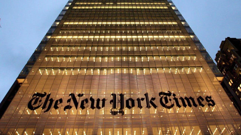 Nell'elenco anche giornalisti del New York Times.