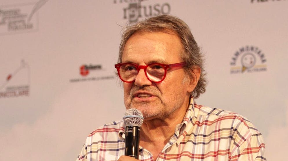 Ha una malattia incurabile. Oliviero Toscani: «Non so quanto mi resta da vivere, sto pensando anche all'eutanasia»