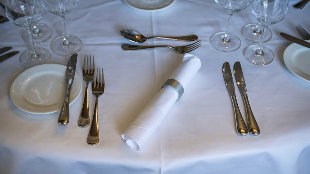 Nach dem Restaurantbesuch verstarb das Mädchen. (Themenbild)