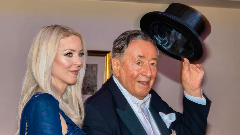 Richard Lugner died on August 12 at the age of 91. The Viennese building contractor had only married for the sixth time in June - to Simone Reiländer, almost 50 years his junior.