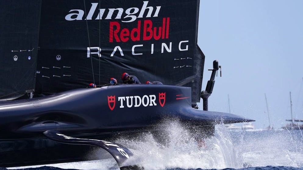 Voile. Une impression de déjà-vu, Alinghi encore défait