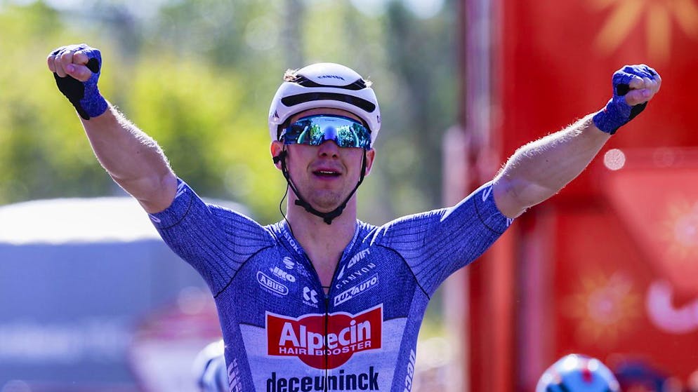 Vuelta. Un duel d'anthologie, et Groves domine Van Aert au sprint
