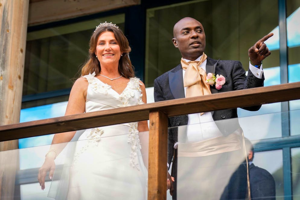 Jawort am Fjord: Prinzessin Märtha Louise heiratet Schamanen - Gallery. Am Abend zeigte sich das Paar in der Öffentlichkeit.