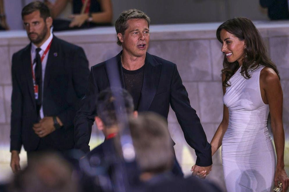 Brad Pitt introduces new girlfriend Ines de Ramon at the Venice Film Festival. Brad Pitt and Ines de Ramon have been in a relationship for around two years. De Ramon is a jewelry designer from Geneva.