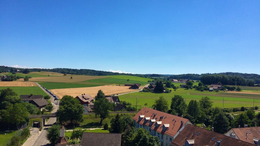 Bizarre Gerichtsposse in Niederhasli. Wie es ein Vordach in 11 Jahren drei Mal vors Bundesgericht schaffte