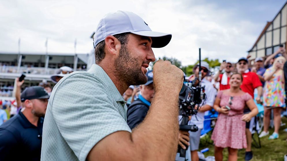 Scottie Scheffler won the American PGA Tour season finale in Atlanta