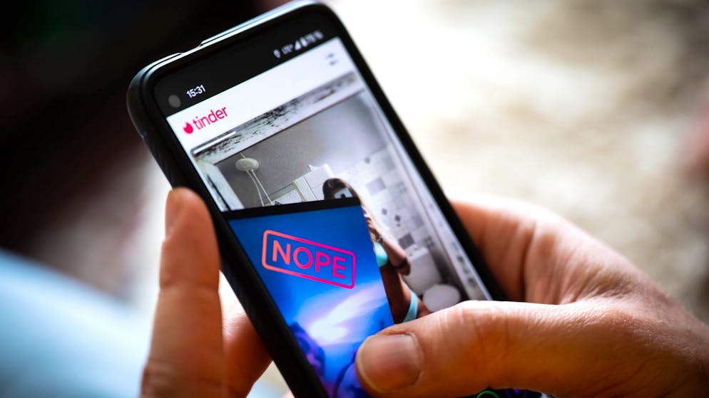 Vorsicht beim Tindern. Online-Dating kann zu einer Art Burn-out führen