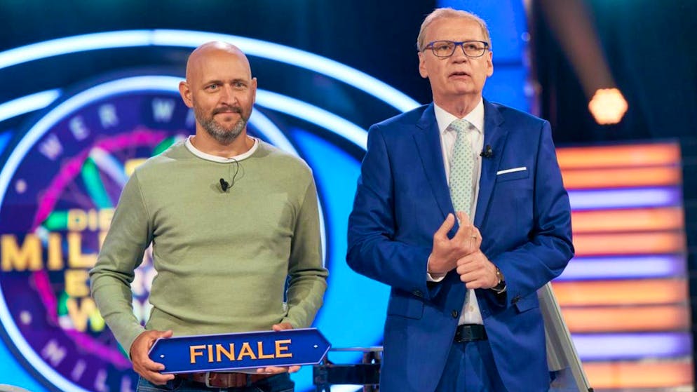 Swiss helps WWM record holder with Bayern question. Rohm drops out at 64,000 euros, securing the biggest prize and a place in the 3 million euro final along with all the other players.