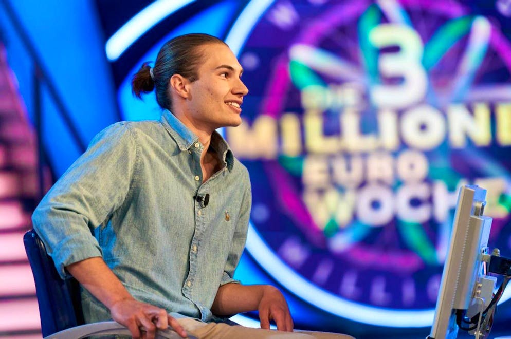 81-year-old talks about Tinder dates: 