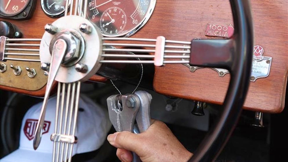 Commercio d'auto d'epoca. Accusato di una truffa milionaria, un 54enne italiano finisce alla sbarra