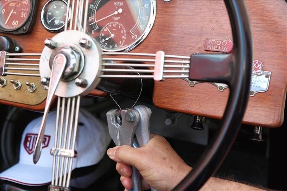 Secondo l'accusa, l'imputato ha intascato milioni di franchi dal commercio illegale di auto d'epoca (immagine d'archivio d'illustrazione).