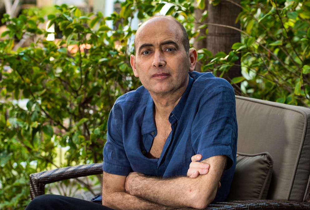 Parti pour Hollywood, il y a été lecteur de scénario chez Warner, puis journaliste pour Studio Magazine, avant de devenir scénariste pour la télévision puis pour le cinéma.