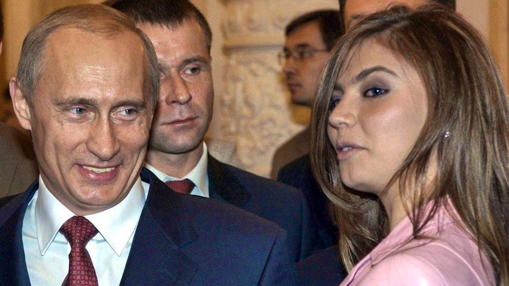 Vladimir Putin e Alina Kabaeva al Cremlino nel novembre 2004.