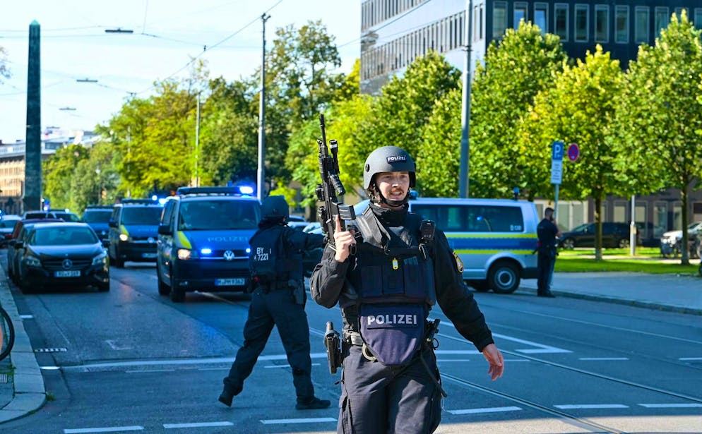 The attempted attack on the Israeli Consulate General in Munich was prevented by police forces.