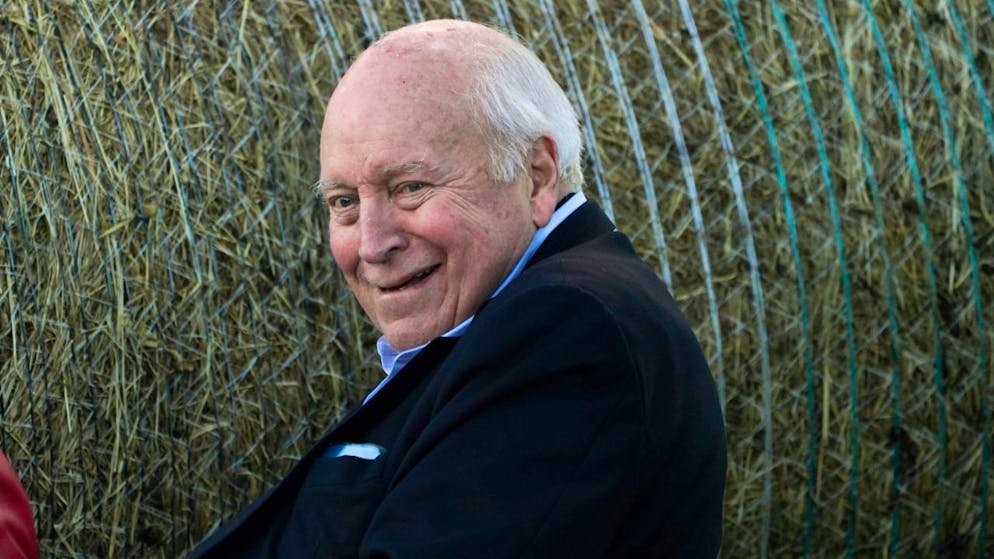 Cheney è un «repubblicano solo di nome irrilevante», lo ha subito attaccato Trump.