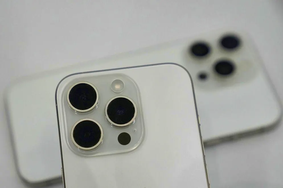 Iphone Less Than R6000 You will feel the changes too: Apple presents new iPhones - with no ...