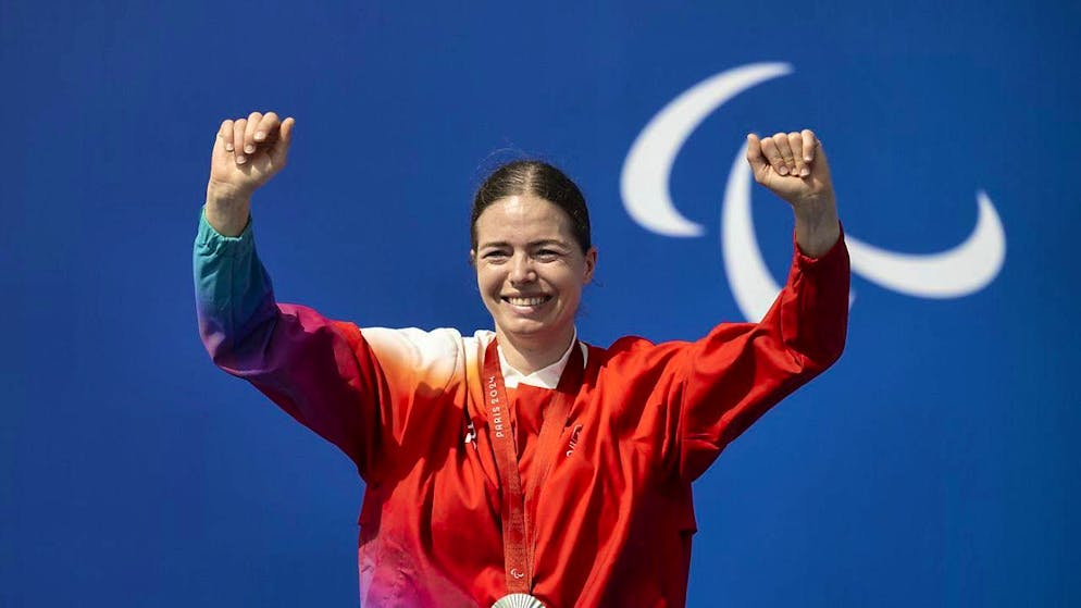 Celine van Till leaves Paris with two Paralympic silver medals