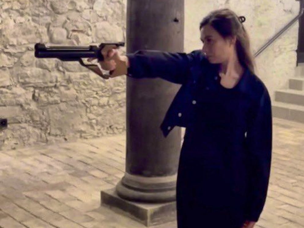 Gerichtsprozess Sanija Ameti. Operation-Libero-Chefin Sanija Ameti hat mit einem Post auf Instagram Empörung ausgelöst. Sie schoss auf Bilder von Maria und Jesus. Den Post hat sie mittlerweile gelöscht.