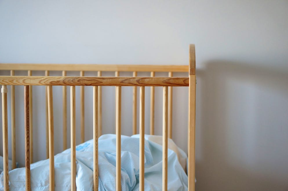 Selon l'acte d'accusation, les parents auraient déjà tenté de tuer leur fille avec une surdose de somnifère en octobre 2019.