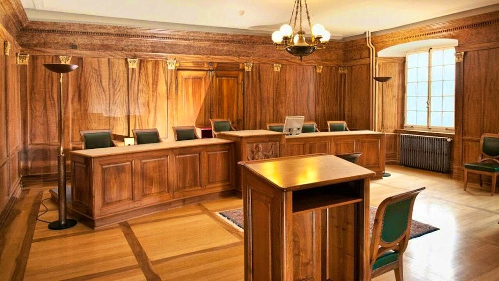 A look into the hall of the Bremgarten AG district court: the court is hearing a murder case this week. Parents allegedly killed their disabled girl. (archive picture)