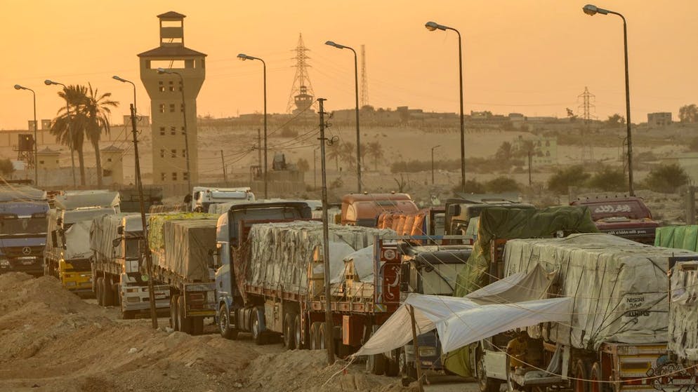 Middle East Ticker. At least 40 dead in Israeli attack on Hamas headquarters in refugee camp