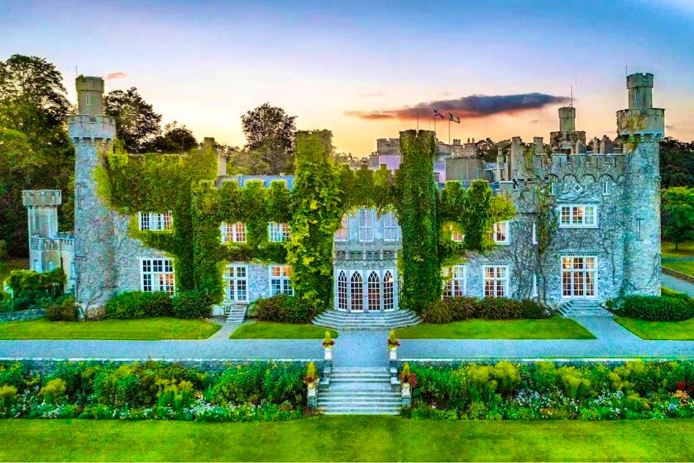 Gli Airbnb più costosi d'Europa. Al Castello di Luttrellstown, in Irlanda, si può soggiornare per 17.813 franchi a notte.