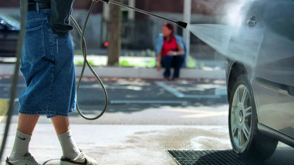 1.90 instead of 30 francs. Aargauer cheats brazenly at car wash - it will be expensive