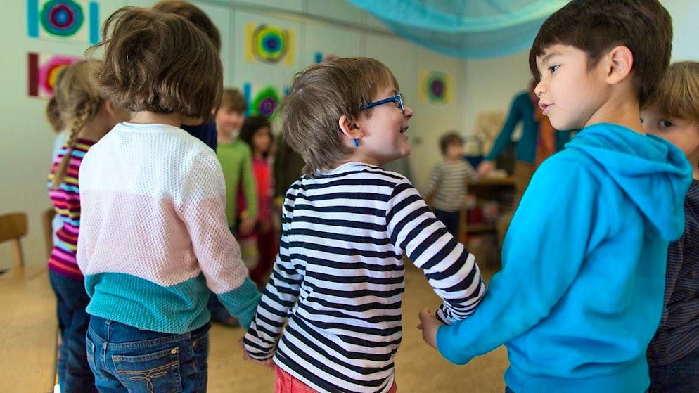 Child and education allowances in the canton of Solothurn are to be increased by 30 francs each. (symbolic image)